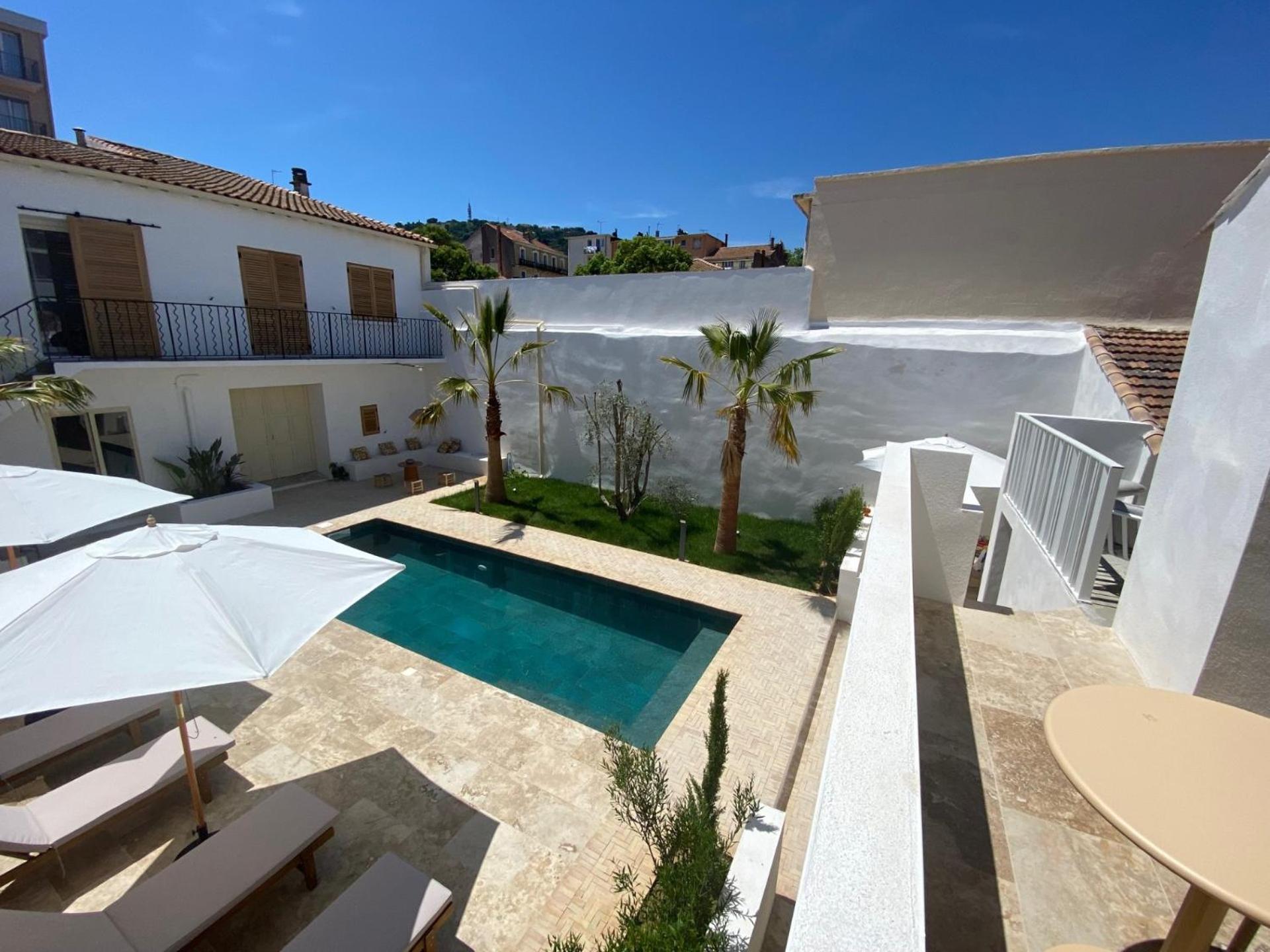 La Maison De Ville - Piscine - Spa Sete Ngoại thất bức ảnh