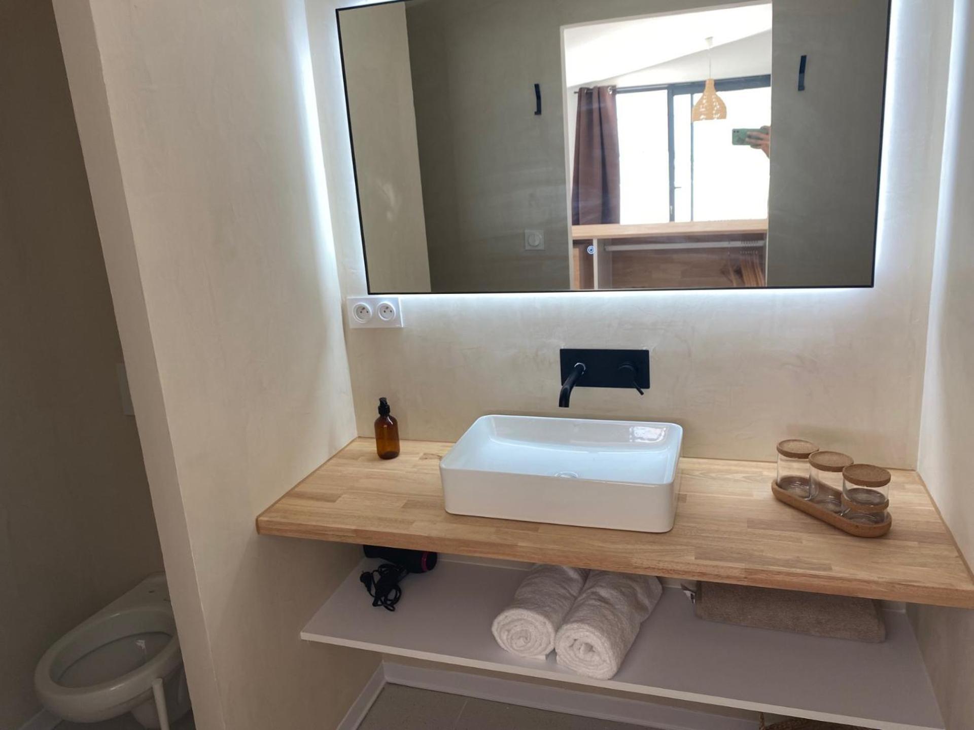 La Maison De Ville - Piscine - Spa Sete Ngoại thất bức ảnh