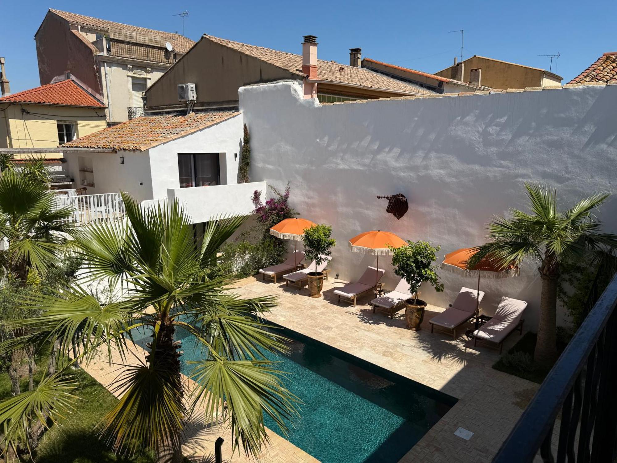 La Maison De Ville - Piscine - Spa Sete Ngoại thất bức ảnh